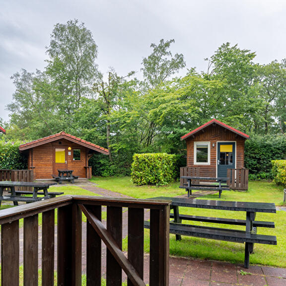 Übernachten in einer schwedischen Wanderhütte zwischen Ommen und Hardenberg.